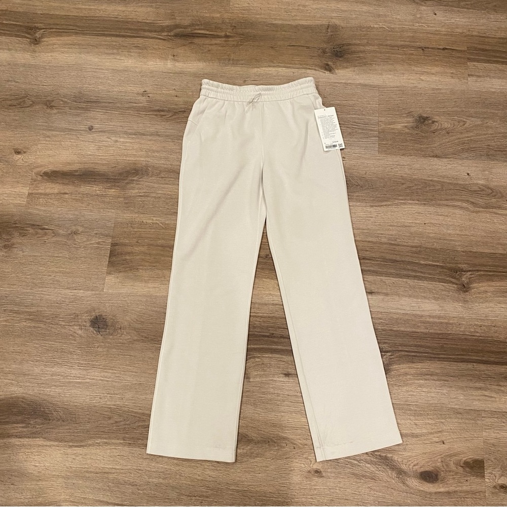 Lululemon 🍋 Softstreme High Rise Bone Pants NWT